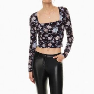 Aritzia Wilfred Long Sleeve Floral Black Shirt Top Ruched Soft Cropped size M